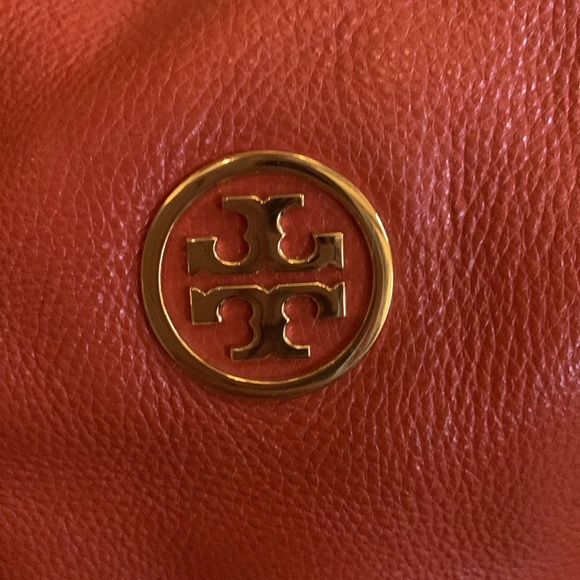Authentic Tory Burch handbag. Excellent condition! - Picture 3 of 9